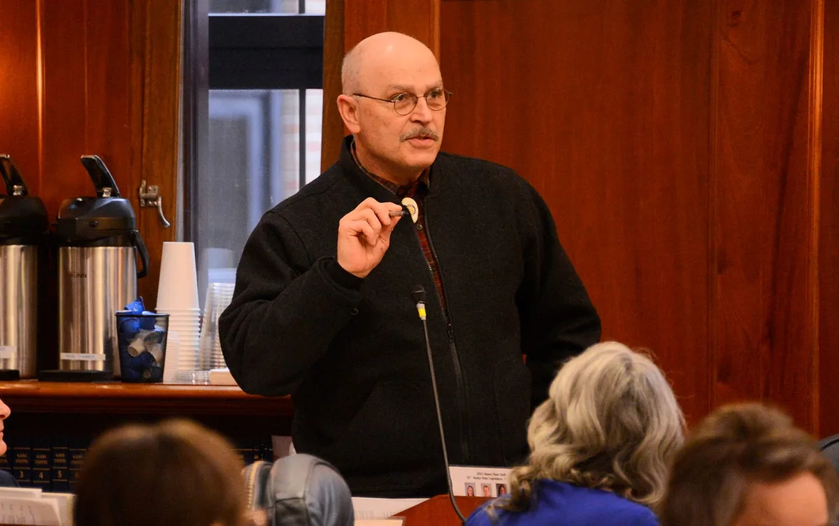 An Alaska GOP governor candidate is getting a boost from organized labor